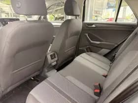 Volkswagen T-Roc thumbnail 15