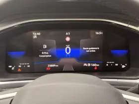 Volkswagen T-Roc thumbnail 10