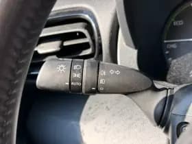 Toyota Yaris thumbnail 13