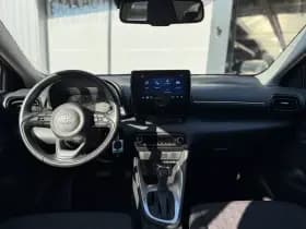 Toyota Yaris thumbnail 8