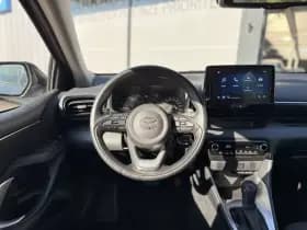 Toyota Yaris thumbnail 9