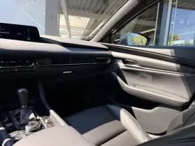 Mazda 3 thumbnail 26