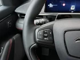 Ford Mustang Mach-E Extended Premium RWD 88 kWh | Panorama dak | 19 inch Machined Black | B&O | Elekt. achterklep | Warmtewerende voorruit thumbnail 29