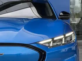 Ford Mustang Mach-E Extended Premium RWD 88 kWh | Panorama dak | 19 inch Machined Black | B&O | Elekt. achterklep | Warmtewerende voorruit thumbnail 7