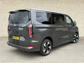 Ford Tourneo Custom PHEV 233PK L1 Sport | Geel kenteken | Incl. BPM & BTW | 8 Persoons | Panoramadak | Inklapbare trekhaak | 1.850kg trekgw. thumbnail 3