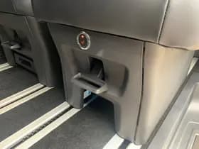 Ford Tourneo Custom PHEV 233PK L1 Sport | Geel kenteken | Incl. BPM & BTW | 8 Persoons | Panoramadak | Inklapbare trekhaak | 1.850kg trekgw. thumbnail 23