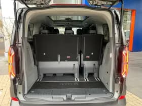 Ford Tourneo Custom PHEV 233PK L1 Sport | Geel kenteken | Incl. BPM & BTW | 8 Persoons | Panoramadak | Inklapbare trekhaak | 1.850kg trekgw. thumbnail 26