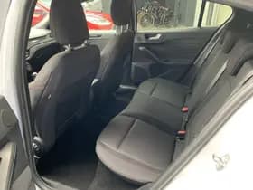 Ford Focus 1.0 EcoBoost ST Line 125 PK | Adaptive LED | B&O | Winter Pack | Navi | Camera | Apple Carplay | Draadloos laden mobiel | thumbnail 12