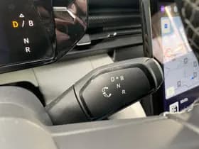 Ford Explorer Premium Extended Range AWD 79 kWh 340 PK thumbnail 17