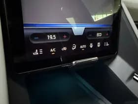 Ford Capri Style Standard Range RWD 52 kWh | All-Weather banden | Massagestoel | Draadloze telefoonlader | Apple Carplay thumbnail 22