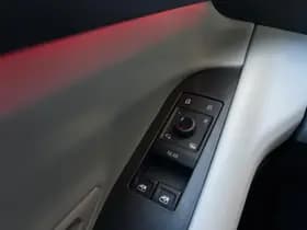 Ford Explorer Premium Extended Range RWD 77 kWh thumbnail 15