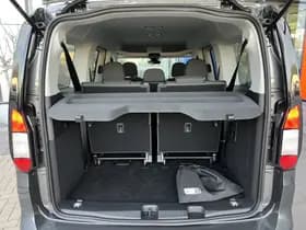 Ford Tourneo Connect 1.5 Plug-IN Hybrid 150 PK Automaat Titanium L2 thumbnail 18