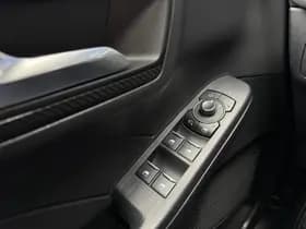 Ford Kuga 2.5 PHEV ST-Line thumbnail 17