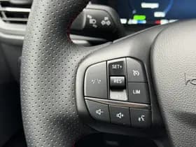 Ford Kuga 2.5 PHEV ST-Line thumbnail 18