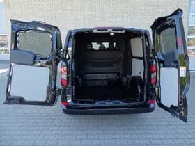 Ford Transit Custom 320 2.5 PHEV L2H1 Limited DC thumbnail 21