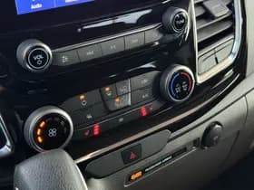 Ford Transit Custom 300 L2H1 2.0 TDCI 170pk Limited DC | Camera | Trekhaak | Bijrijdersstoel | 2x schuifdeur | Voorruitverw. thumbnail 25