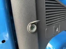 Ford E-Transit Cour. Limited 44 kWh | Driver Ass. Pack | Trekhaak | Winter Pack | Laadvloerbescherming | LED laadruimteverlichting | Navi thumbnail 13