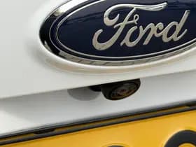 Ford Kuga 1.5 EcoBoost ST Line | 1800kg trekgw. | 19 inch | Winter Pack | Camera | Carplay | Dealer onderhouden | Reservewiel thumbnail 10