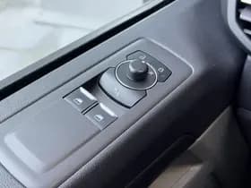 Ford Transit Custom 280 2.0 TDCI L1H1 Limited thumbnail 24