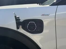 Ford Explorer 3.0 V6 EcoBoost PHEV ST-Line thumbnail 11