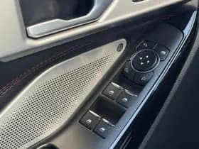 Ford Explorer 3.0 V6 EcoBoost PHEV ST-Line thumbnail 31