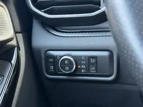 Ford Explorer 3.0 V6 EcoBoost PHEV ST-Line thumbnail 32