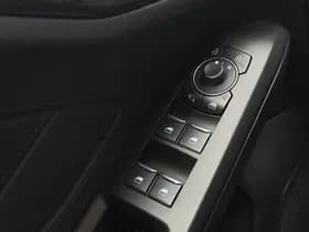 Ford Focus 1.0 Hybrid ST Line X thumbnail 15