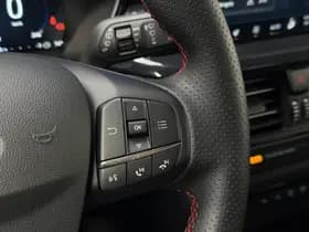 Ford Focus 1.0 Hybrid ST Line X thumbnail 19