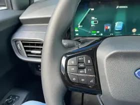 Ford Transit Courier thumbnail 15