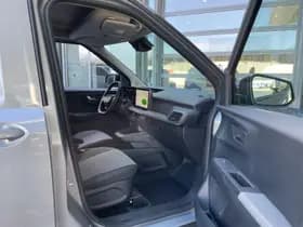 Ford Transit Courier thumbnail 28