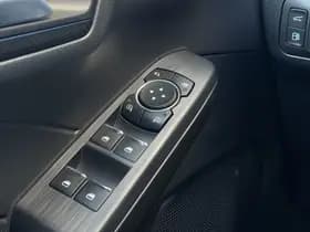 Ford Kuga 2.5 PHEV ST-Line X Black Package | Matrix LED | Panoramadak | Trekhaak wegkl. | Magnetic Grey thumbnail 24