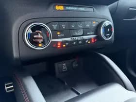 Ford Kuga 2.5 PHEV 225 PK ST-Line X thumbnail 29