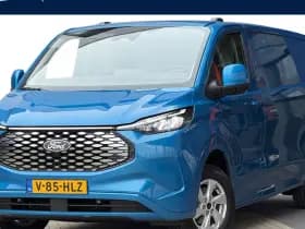 Ford E-Transit Cust. 320 L2H1 Limited 65 kWh | Trekhaak wegkl. | Camera | Adaptive Cruise | Stoelverw. | Navi |