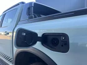 Ford Ranger Stormtrak 2.3 PHEV 281 PK | 5 stoelen | Matrix LED | 3.5 T Trekhaak | Adaptive Cruise | Blis | thumbnail 11