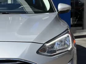 Ford Focus thumbnail 6