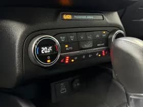 Ford Focus Wagon 1.0 EcoBoost Hybrid Active | Adaptive Cruise | Winter Pack | Camera | BLIS | 18 inch | Apple Carplay | Navigatie thumbnail 24