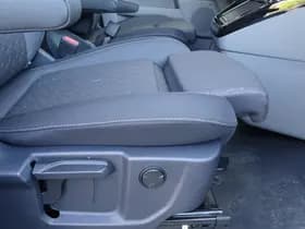 Ford Transit Custom 320 2.0 TDCI L2H1 Limited Dubbel Cabine 136 PK AUT. | 2x Schuifdeur | Groot scherm | Apple Carplay | 17 inch | AGR stoel | Keyless| thumbnail 42