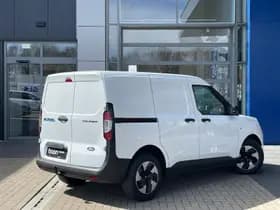 Ford E-Transit Courier thumbnail 2