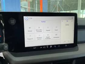 Ford E-Transit Courier thumbnail 14