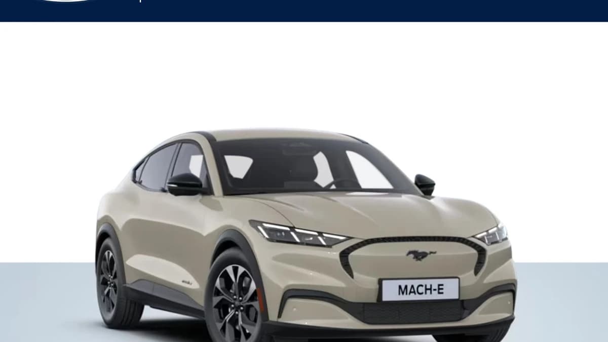 Ford Mustang Mach-E Standard RWD 73 kWh — foto 1