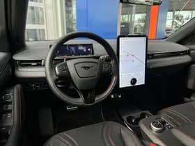 Ford Mustang Mach-E Extended Premium RWD 88 kWh thumbnail 15