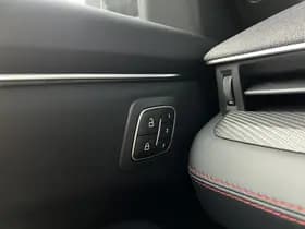 Ford Mustang Mach-E Extended Premium RWD 88 kWh thumbnail 16