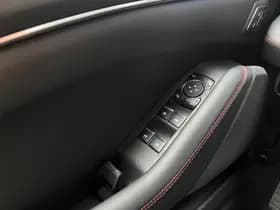 Ford Mustang Mach-E Extended Premium RWD 88 kWh thumbnail 17