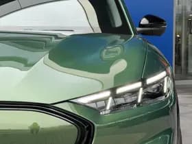 Ford Mustang Mach-E Extended Premium RWD 88 kWh thumbnail 3