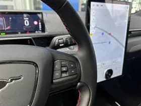 Ford Mustang Mach-E Extended Premium RWD 88 kWh thumbnail 21