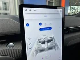 Ford Mustang Mach-E Extended Premium RWD 88 kWh thumbnail 35