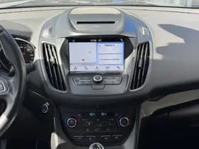 Ford Kuga 1.5 EcoBoost Titanium | Trekhaak | 2.000kg trekgw. | All season | Xenon | Navigatie | Apple Carplay thumbnail 17