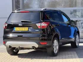Ford Kuga 1.5 EcoBoost Titanium | Trekhaak | 2.000kg trekgw. | All season | Xenon | Navigatie | Apple Carplay thumbnail 3