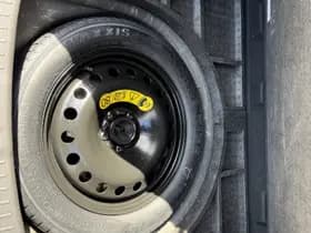 Ford Kuga 1.5 EcoBoost Titanium | Trekhaak | 2.000kg trekgw. | All season | Xenon | Navigatie | Apple Carplay thumbnail 31