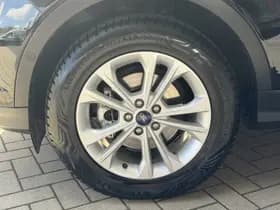 Ford Kuga 1.5 EcoBoost Titanium | Trekhaak | 2.000kg trekgw. | All season | Xenon | Navigatie | Apple Carplay thumbnail 8